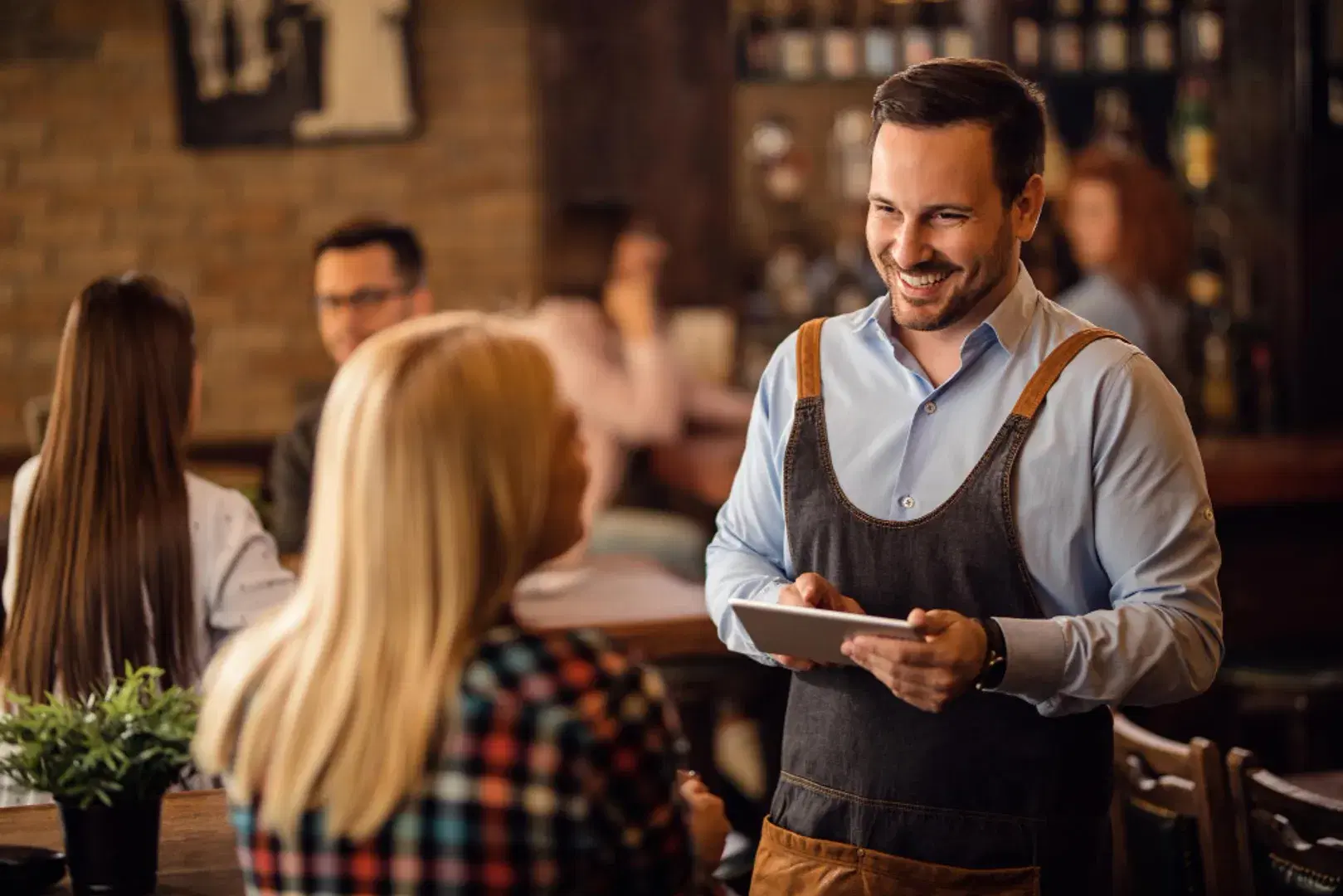 What Does a Restaurant Manager Do? Key Responsibilities and Best Practices