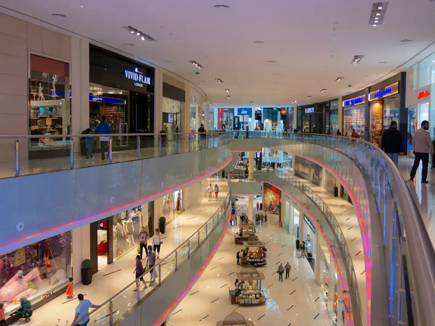 Elevating Shopping Mall Excellence: Mastering Audits and Operations